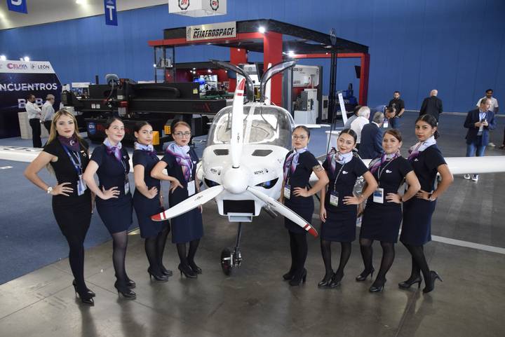 Halcón 2, el avión sensación de Celaya que está en los ojos del mundo