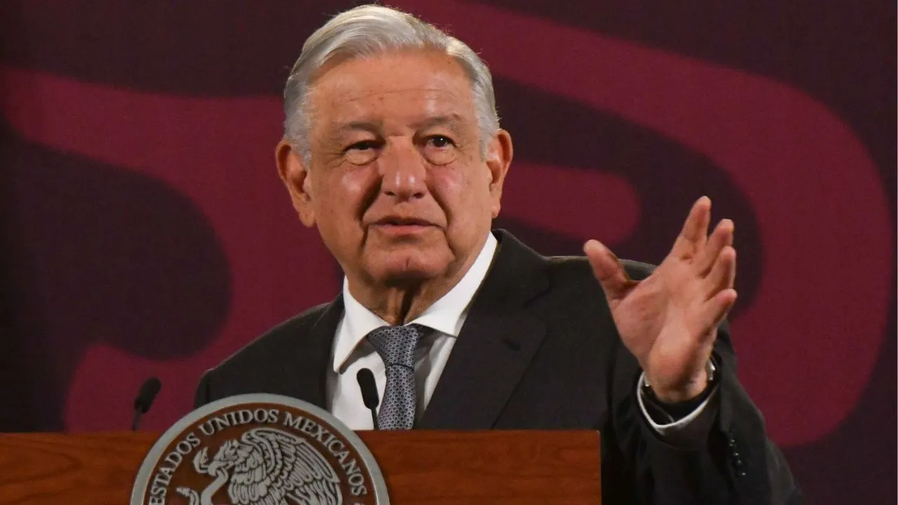 AMLO avala iniciativa para obtener dinero de Afores; comisión la aprobaría el próximo lunes