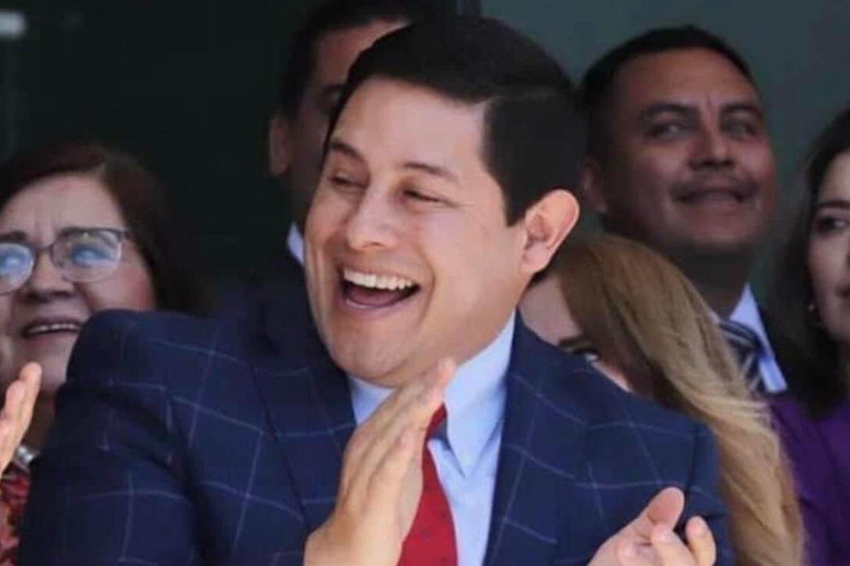 Rolón, esto dice la canción de Jorge Miranda en Zacatecas, lo describe perfecto 🎶👌🏻