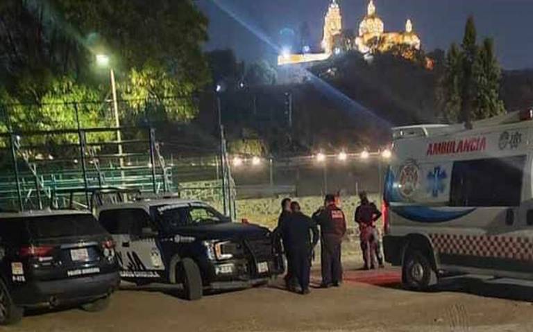 Muere tras caer de gradas en presunto mal estado en la zona arqueológica de Cholula